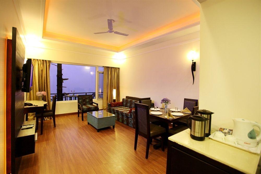 Grand View Hotel Dalhousie Kültér fotó