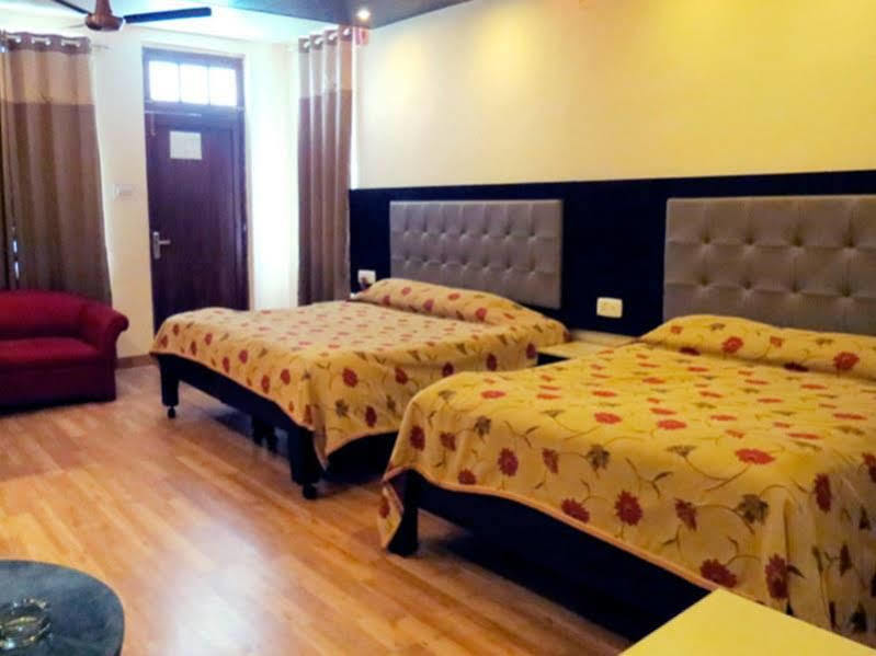 Grand View Hotel Dalhousie Kültér fotó